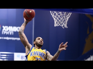 Данк Малькольма Томаса в матче против ПАРМЫ